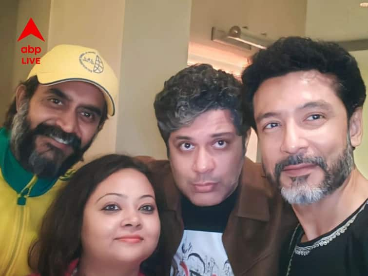 Tota Roy Choudhury posts Selfie with Rocky Aur Rani Kii Prem Kahaani Script writers praising their art Tota Roy Choudhury: 'সফল ছবি'র 'কার্টোগ্রাফার'দের সঙ্গে সেলফি পোস্ট টোটার, দর্শকদের ধন্যবাদ অভিনেতার