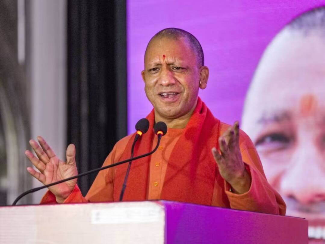 జ్ఞానవాపి మసీదులో త్రిశూలం ఎందుకు ఉంది, ఈ తప్పిదాన్ని ముస్లింలే సరిదిద్దాలి - యోగి ఆదిత్యనాథ్ Gyanvapi Case What's Trishul Doing in Gyanvapi Masjid, Asks Uttar Pradesh CM Yogi Adityanath జ్ఞానవాపి మసీదులో త్రిశూలం ఎందుకు ఉంది, ఈ తప్పిదాన్ని ముస్లింలే సరిదిద్దాలి - యోగి ఆదిత్యనాథ్