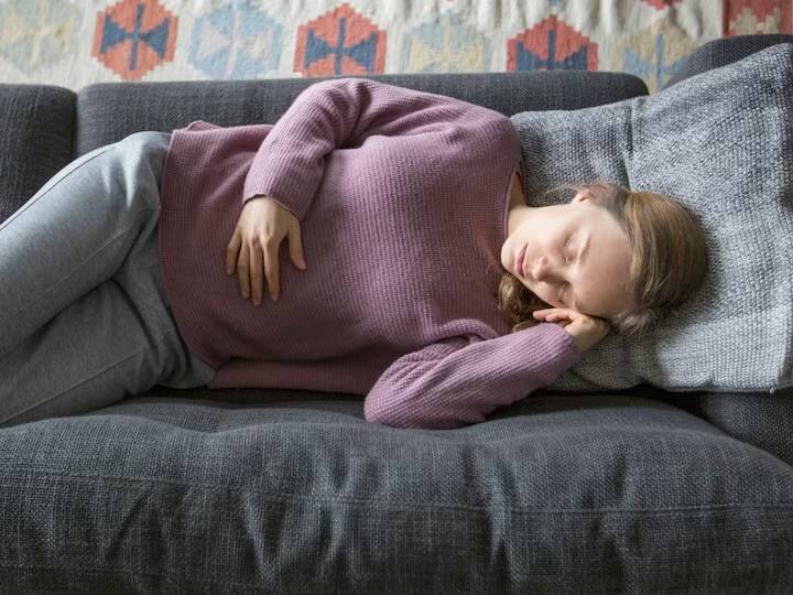 डिलीवरी के बाद पेट के निचले हिस्से में है दर्द, तो हो सकते हैं ये कारण...डॉक्टर की सलाह पर ही दवा लें Postpartum Cramps Causes and How to Get Relief डिलीवरी के बाद पेट के निचले हिस्से में है दर्द, तो हो सकते हैं ये कारण...डॉक्टर की सलाह पर ही दवा लें