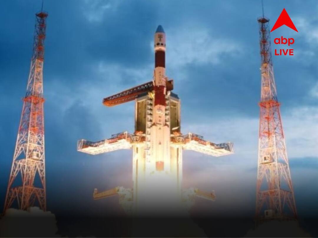 Chandrayaan 3 Mission: ধাক্কা খেয়ে আজ রাতে পৃথিবীর 'মায়া' কাটাবে চন্দ্রযান-৩, লক্ষ্য চাঁদের কক্ষপথ Know In Detail Trans Lunar Injection Of Chandrayaan 3 Planned For 1 August Between 12 midnight and 1 am IST Chandrayaan 3 Mission: ধাক্কা খেয়ে আজ রাতে পৃথিবীর 'মায়া' কাটাবে চন্দ্রযান-৩, লক্ষ্য চাঁদের কক্ষপথ