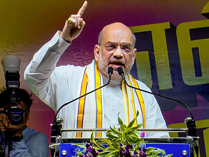 Madhya Pradesh Election 2023 Amit Shah hits out Sonia Gandhi Manmohan Singh Congress government Assembly Election 2023: 'कांग्रेस धारा 370 को गोदी में रखकर…,' इंदौर में अमित शाह की दहाड़, बोले- पीएम मोदी ने देश को सुरक्षित बनाया