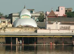 Tarakeswar Temple: রাজার স্বপ্নে এসে মন্দির প্রতিষ্ঠার নির্দেশ মহাদেবের, তারকেশ্বরের অজানা কাহিনী
