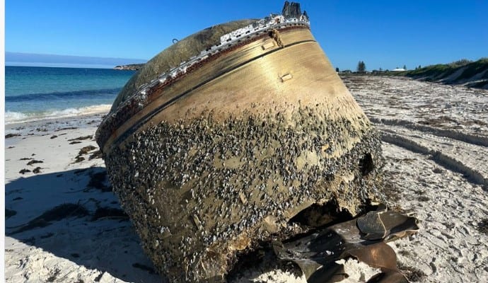 Indian Rocket Debris Says Space Agency About The Mystery Object Found on Australian Beach Science: তটে পড়ে থাকা রহস্যময় বস্তু ইসরোর রকেটেরই অংশ, ঘোষণা অস্ট্রেলীয় স্পেস এজেন্সির