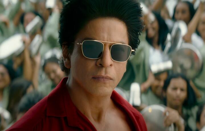 பிரபல இயக்குநர் அட்லீ தற்போது ஷாருக்கானை வைத்து ஜவான் படத்தை எடுத்து வருகிறார்.