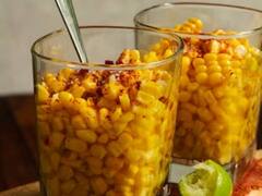 Crispy Fried Corn: बरसात में कॉर्न खाने का अपना ही मजा है, तो घर पर बनाएं रेस्तरां जैसा क्रिस्पी बेबी कॉर्न