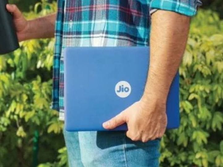 JioBook 2023: வெளியானது ஜியோபுக் (2023): லைட் வெய்ட், சிம் கார்டு, 8 மணிநேர பேட்டரி பேக்கப் - அசத்தல் லேப்டாப்!