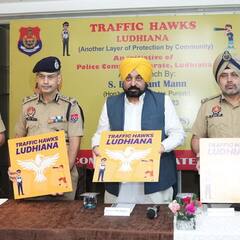 Traffic Hawks: ਮੁੱਖ ਮੰਤਰੀ ਭਗਵੰਤ ਮਾਨ ਵੱਲੋਂ ‘ਟਰੈਫਿਕ ਹਾਕਸ’ ਐਪ ਲਾਂਚ, ਲੋਕਾਂ ਤੇ ਪੁਲਿਸ ਵਿਚਾਲੇ ਫ਼ਾਸਲਾ ਹੋਵੇਗਾ ਖ਼ਤਮ