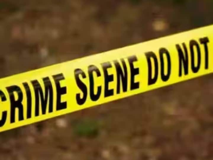 Midnight murder in Pune Ghorpade Peth One dead Investigation started from Khadak Police Station Maharashtra Crime News Pune Cirme : थेट घरात घुसले अन् एकापाठोपाठ एक तीन गोळ्या झाडल्या; पुण्यात मध्यरात्री खुनाचा थरार