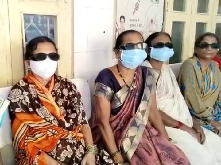 Rajnandgaon number of patients of eye flu is increasing continuously 1083 cases have been reported so far Ann Eye Flu News: राजनांदगांव में लगातार बढ़ती जा रही है आई फ्लू के मरीजों की संख्या, अभी तक आए 1,083 मामले