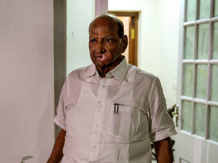 Sharad Pawar: 'क्लियर करें अपना स्टैंड, लेकिन हम...', शरद पवार और PM के मंच शेयर करने पर बोले संजय राउत should clear his stand says Sanjay Raut on Sharad Pawar sharing dais with PM Narendra Modi unease in MVA Sharad Pawar: 'क्लियर करें अपना स्टैंड, लेकिन हम...', शरद पवार और PM के मंच शेयर करने पर बोले संजय राउत