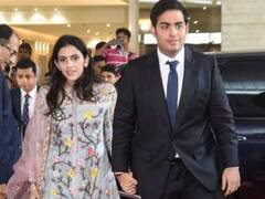 Akash Ambani: आलीशन घर से लेकर हीरे के हार तक... मुकेश अंबानी के बेटे आकाश और बहू श्‍लोका के पास हैं कुछ बेहद महंगी चीजें