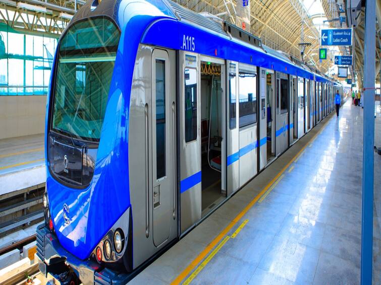 Chennai Metro Rail 82 point 53 lakh passengers recorded to have travelled in July 2023 Chennai Metro Rail: அதிக பயணிகளை ஈர்க்கும் சென்னை மெட்ரோ... குவியும்  பயணிகள், நீளும் சேவைகள்..! ஜூலையில் எவ்வளவு பேர்?