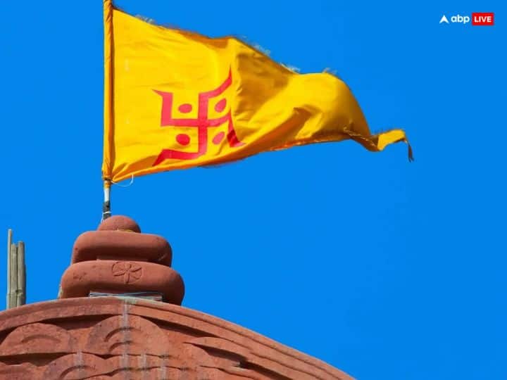 घर में क्लेश रहता है, परिवार की सुख-शांति को किसी की नजर लग गई है तो अधिकमास में मंदिर में ध्वजा दान करें. साथी ही दीपदान भी करें. इससे मानसिक, शारीरिक, और आर्थिक पीड़ा दूर होती है.