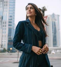 HBD Mrunal Thakur: சீதா ராமம் நடிகை மிருணாள் தாக்கூரின் பிறந்தநாள் இன்று!