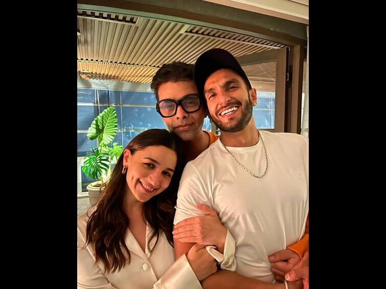 Alia Bhatt Expresses Gratitude To Fans For Loving Rocky Aur Rani Kii Prem Kahani Shares A Happy Picture With Ranveer Singh And Karan Johar Alia Bhatt Expresses Gratitude To Fans For Loving RRKPK, Shares A Happy Picture With Ranveer Singh And Karan Johar