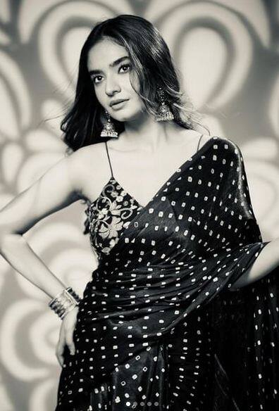 ਐਥਨਿਕ ਆਊਟਫਿਟ 'ਚ ਅਨੁਸ਼ਕਾ ਸੇਨ ਨੇ ਦਿਖਾਇਆ ਬੇਮਿਸਾਲ ਅੰਦਾਜ਼