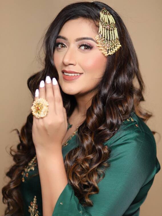 मुस्लिम होने की वजह से ये है मोहब्तें की इस एक्ट्रेस को नहीं मिलता था घर