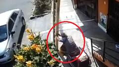 Viral Video: ਵ੍ਹੀਲਚੇਅਰ 'ਤੇ ਬੈਠੇ ਬਜ਼ੁਰਗ ਨੇ ਕੀਤਾ ਅਜਿਹਾ ਕਾਰਾ, ਜਿਸ ਨੂੰ ਦੇਖ ਲੋਕਾਂ ਨੂੰ ਆਇਆ ਗੁੱਸਾ