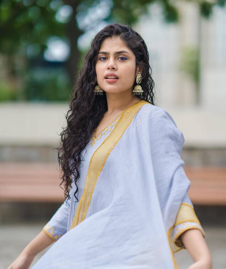 ఫరియా అబ్దుల్లా అందమైన ఫోటోలు