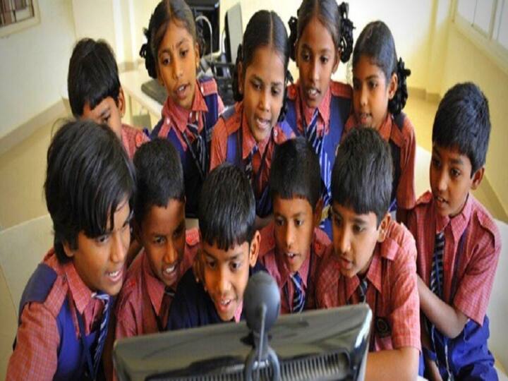 nashik Kathegalli School 43 number of Nashik nmc is second in country in smart School nashik Maharashtra Nashik Digital School : कौतुकास्पद! नाशिकची काठेगल्ली शाळा 'स्मार्ट स्कूल'मध्ये देशात दुसरी, गोव्यात पुरस्कार वितरण