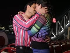 Emraan Hashmi संग लिपलॉक करते हुए होश खो बैठी थीं Nargis Fakhri! कट बोलने के बाद भी नहीं रुकीं