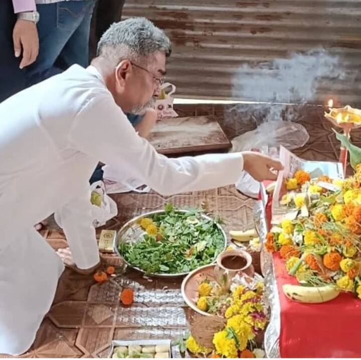 नितीन देसाई दरवर्षी लालबागच्या राजाचा सेट तयार करायचे.