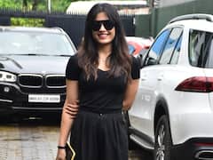 క్యాజువల్ డ్రస్‌లో ‘శ్రీవల్లి’ కిర్రాక్ లుక్స్ - రష్మిక లేటెస్ట్ ఫొటోలు చూశారా?