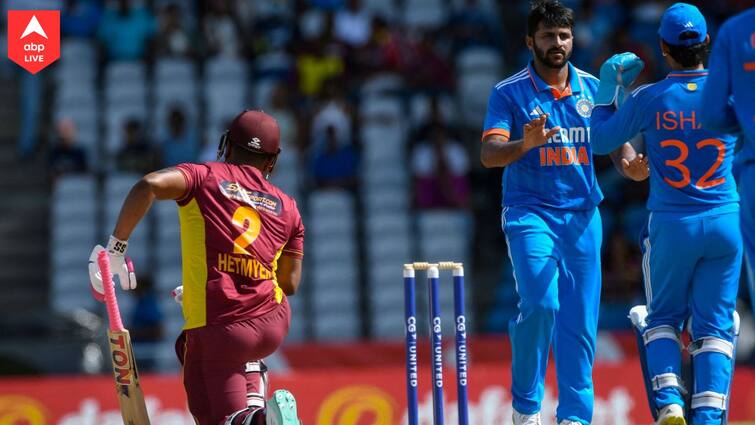 Ind vs WI 3rd ODI: India won by 200 runs against West Indies in series decider to clinch the trophy Ind vs WI: ব্যাটারদের দাপটের পর বল হাতে কামাল শার্দুল-মুকেশের, ওয়েস্ট ইন্ডিজ়কে গুঁড়িয়ে সিরিজ ভারতের