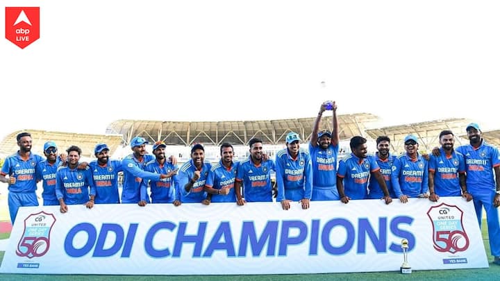 Team India: অবিশ্বাস্য শোনালেও সত্যি। শেষবার ওয়েস্ট ইন্ডিজ় কোনও দ্বিপাক্ষিক ওয়ান ডে সিরিজে ভারতকে হারিয়েছিল ১৭ বছর আগে। ২০০৬ সালে। ঘরের মাঠে।