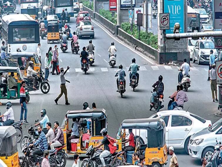 Chennai Traffic Diversion for independence day rehersal in traffic diversion in fort area Chennai Traffic Diversion: சென்னை வாகன ஓட்டிகளுக்கு அலர்ட்... இந்த சாலையில் 3 நாட்களுக்கு போக்குவரத்து மாற்றம்... தெரியாமல் போகாதீங்க!