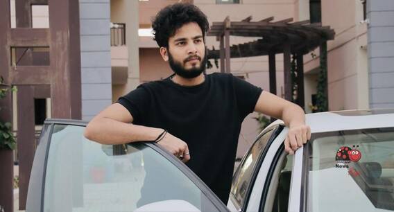 Elvish Yadav कैसे बने Controversy King? Salman Khan से Dhruv Rathee की लड़ाई तक जानिए सब | ENT LIVE