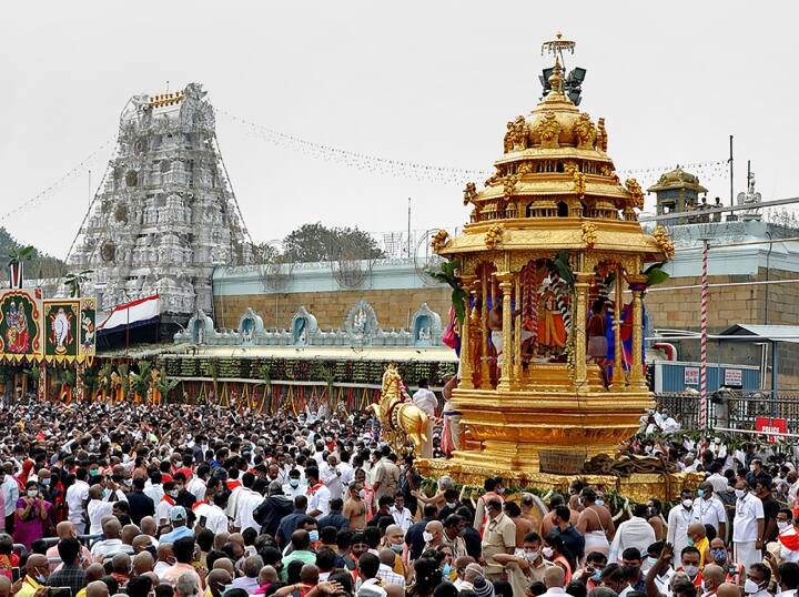 Karnataka Congress and BJP slams each other after controversy sparks on not using Nandini ghee in Tirupati Temple Laddu तिरुपति मंदिर में लड्डू बनाने में इस्तेमाल होने वाले घी को लेकर कांग्रेस-BJP में घमासान, जानें किसने क्या कहा?