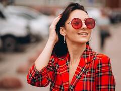 Conjunctivitis: आईफ्लू के दौरान डॉक्टर क्यों Sunglasses पहनने की देते हैं सलाह, जानिए पूरा माजरा