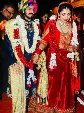 Tv के अकबर की टूटी शादी, Insta से डिलीट की वाइफ की तस्वीरें?