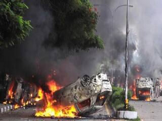 Haryana Clashes: 3-வது நாளாக பற்றி எரியும் ஹரியானா...அண்டை மாநிலங்களுக்கு பரவும் பதற்றம்...உச்சகட்ட அலர்ட்டில் டெல்லி!