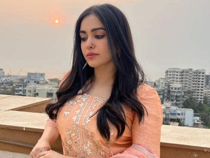 Adah Sharma hospitalized due to Diarrhoea and food allergy Commando series promotion अस्पताल में एडमिट हुईं 'द केरला स्टोरी' एक्ट्रेस अदा शर्मा, डायरिया और फूड एलर्जी के चलते बिगड़ी तबियत