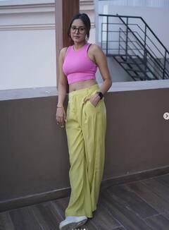 Baani Sandhu: ਬਾਣੀ ਸੰਧੂ ਨੇ ਸ਼ੇਅਰ ਕੀਤੀਆਂ ਨਵੀਆਂ ਤਸਵੀਰਾਂ, ਫੈਨਜ਼ ਲੁੱਕ ਦੇਖ ਬੋਲੇ- ਸੂਟ 'ਚ ਹੀ ਸੋਹਣੀ ਲੱਗਦੀ....