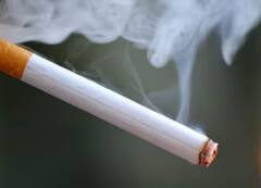 'हर कश में जहर', कनाडा की सिगरेट पर लिखा होगा ये मैसेज, सरकार ने लागू किए नए नियम