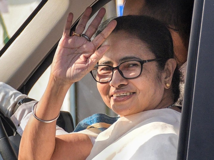 lok sabha election 2024 india tv cnx survey on west bangal mamata banerjee tmc seats prediction opinion poll results know details Lok Sabha Elections: 2019 च्या तुलनेत आगामी लोकसभा निवडणुकांमध्ये ममता बॅनर्जींच्या TMC ला मोठा फायदा; भाजप, काँग्रेसच्या वाट्याला किती जागा?