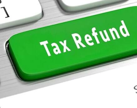 ਕਿਵੇਂ ਕਰੀਏ ITR ਆਨਲਾਈਨ ਈ-ਵੇਰੀਫਾਈ : ਇਨਕਮ ਟੈਕਸ ਰਿਟਰਨ ਦੀ ਪੁਸ਼ਟੀ ਛੇ ਤਰੀਕਿਆਂ ਨਾਲ ਕੀਤੀ ਜਾ ਸਕਦੀ ਹੈ। ਆਧਾਰ ਨਾਲ ਰਜਿਸਟਰਡ ਮੋਬਾਈਲ ਨੰਬਰ 'ਤੇ ਓਟੀਪੀ, ਤੁਹਾਡੇ ਪੂਰਵ-ਪ੍ਰਮਾਣਿਤ ਬੈਂਕ ਖਾਤੇ ਰਾਹੀਂ ਈਵੀਸੀ, ਡੀਮੈਟ ਖਾਤੇ ਰਾਹੀਂ ਤਿਆਰ ਈਵੀਸੀ, ਏਟੀਐਮ ਜਾਂ ਨੈੱਟ ਬੈਂਕਿੰਗ ਰਾਹੀਂ ਈਵੀਸੀ ਤੇ ਡਿਜੀਟਲ ਦਸਤਖਤ ਸਰਟੀਫਿਕੇਟ ਰਾਹੀਂ ਈ-ਵੈਰੀਫਿਕੇਸ਼ਨ ਕੀਤਾ ਜਾ ਸਕਦਾ ਹੈ।