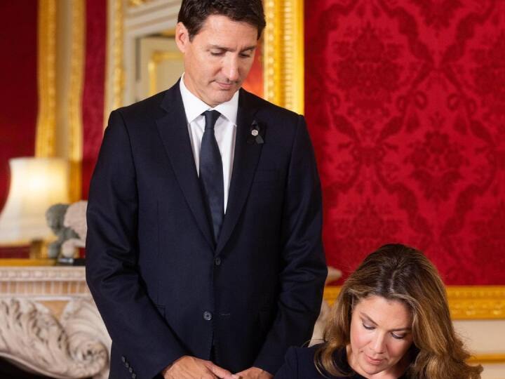 कनाडाई PM जस्टिन ट्रूडो वाइफ से 18 साल बाद हुए अलग, जानें कौन है सोफी ग्रेगोइरे