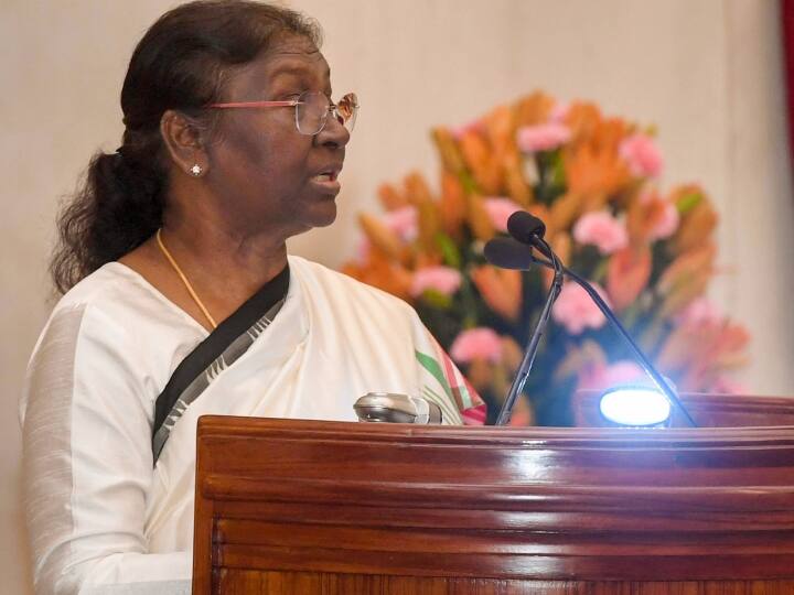 MP News: आज राष्ट्रपति द्रौपदी मुर्मू करेंगी 'उत्कर्ष और उन्मेष उत्सव' का उद्घाटन, इन रास्तों पर डायवर्ट होगा ट्रैफिक President Draupadi Murmu will inaugurate 'Utkarsh and Unmesh Utsav Today in Bhopal Madhya Pradesh ANN MP News: आज राष्ट्रपति द्रौपदी मुर्मू करेंगी 'उत्कर्ष और उन्मेष उत्सव' का उद्घाटन, इन रास्तों पर डायवर्ट होगा ट्रैफिक