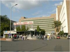 दिल्ली एम्स में अब कांच की बोतल में मिलेगा पानी, सेंट्रल कैफेटिरया में होगा बॉटलिंग का काम