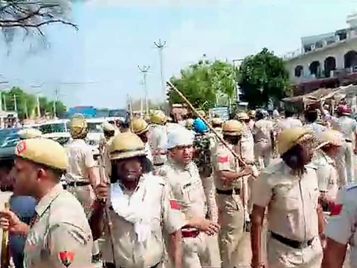 Haryana Violence: सड़कों पर सन्नाटा, इंटरनेट पूरी तरह ठप और पुलिस का फ्लैग मार्च...हिंसा के बाद नूंह में कुछ ऐसे हैं मौजूदा हालात