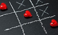 Zodiac Signs: বার বার ঠকলেও, আস্থা টলে না এঁদের, ভালবাসার মানুষকে খুঁজে বেড়ান এঁরা