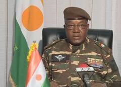 नाइजर में तख्तापलट के बाद नए सैन्य शासक ने दी पड़ोसी देशों को धमकी, कहा- दखलंदाजी बर्दाश्त नहीं की जाएगी