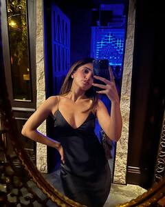 Anupamaની સંસ્કારી વહુ કિંજલે પૂલમાં આપ્યા સિઝલિંગ પોઝ, જુઓ બોલ્ડ તસવીરો