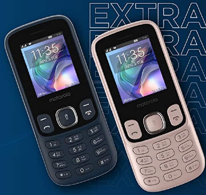 Motorola A10e: इतने बजट में यह फीचर फोन भी बेहतर हैंडसेट है. अमेजन पर इसकी कीमत 1299 रुपये है. यह एक डुअल   सिम मोबाइल है जिसमें 32जीबी रैम, 800 mAh की बैटरी लगी है. फुल चार्ज में स्टैंडबाय पर 10 दिनों तक बैटरी करती है काम.