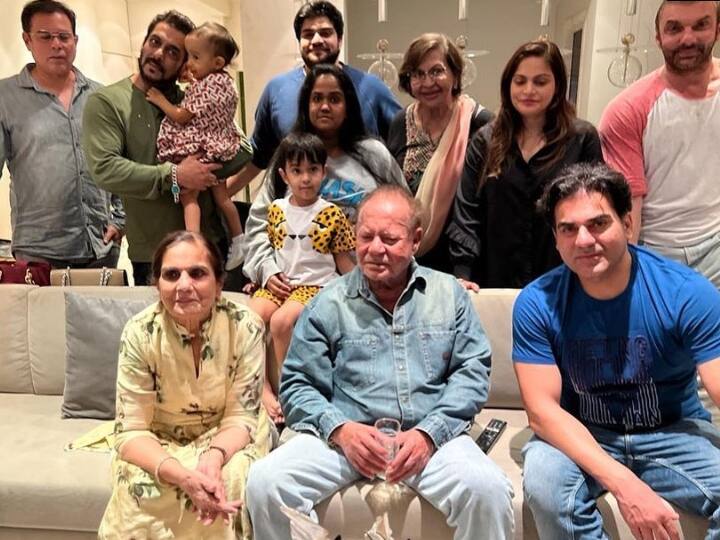 'पिता सलीम और मां सलमा कभी नहीं हो सकते अलग, Arbaaz Khan ने सौतेली मां हेलन को लेकर कहा-'उन्होंने कभी...'