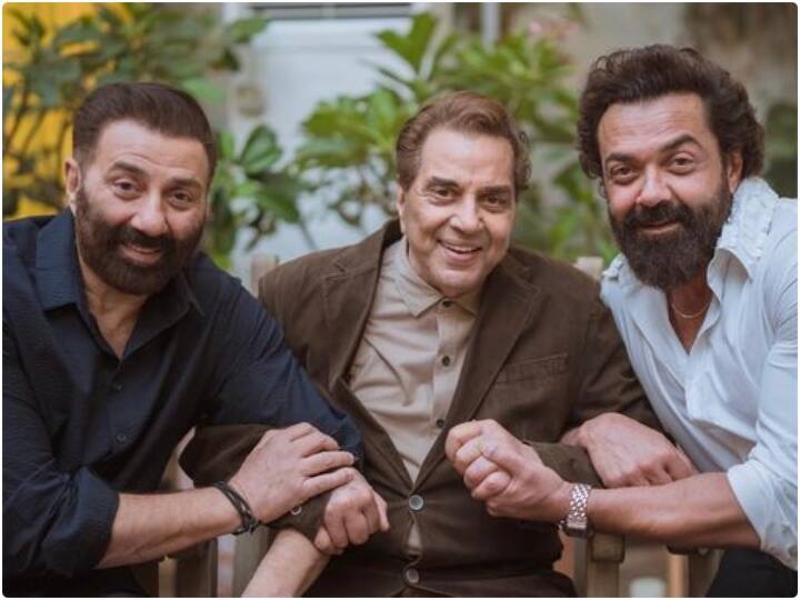 Sunny Deol: जब धर्मेंद्र ने जमकर की थी सनी देओल की पिटाई, किस्सा जान 'तारा सिंह' पर आपको भी आ जाएगा गुस्सा When Dharmendra beat sunny deol for broken glass window by toy gun unknown facts Sunny Deol: जब धर्मेंद्र ने जमकर की थी सनी देओल की पिटाई, किस्सा जान 'तारा सिंह' पर आपको भी आ जाएगा गुस्सा